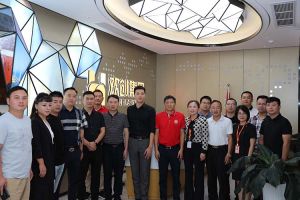 欢迎宜春市团委书记、商会及青企等一行领导莅临爱游戏网页版注册（中国区）官方网站
人力集团指导