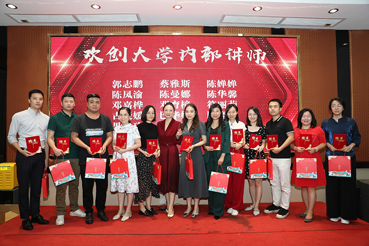 爱游戏网页版注册（中国区）官方网站
大学