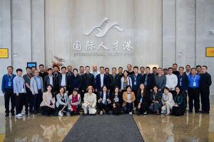 陕西省工业和信息化厅一行领导莅临爱游戏网页版注册（中国区）官方网站
集团考察参观